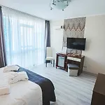 Holiday Beach Budapest Wellness Hotel With Sauna Park